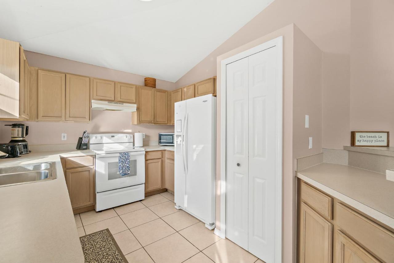 Sunset Serenity - 3Br Beach Townhome With Outdoor Patio - New Hot Tub, Steps To Ocean Fun! Melbourne Buitenkant foto