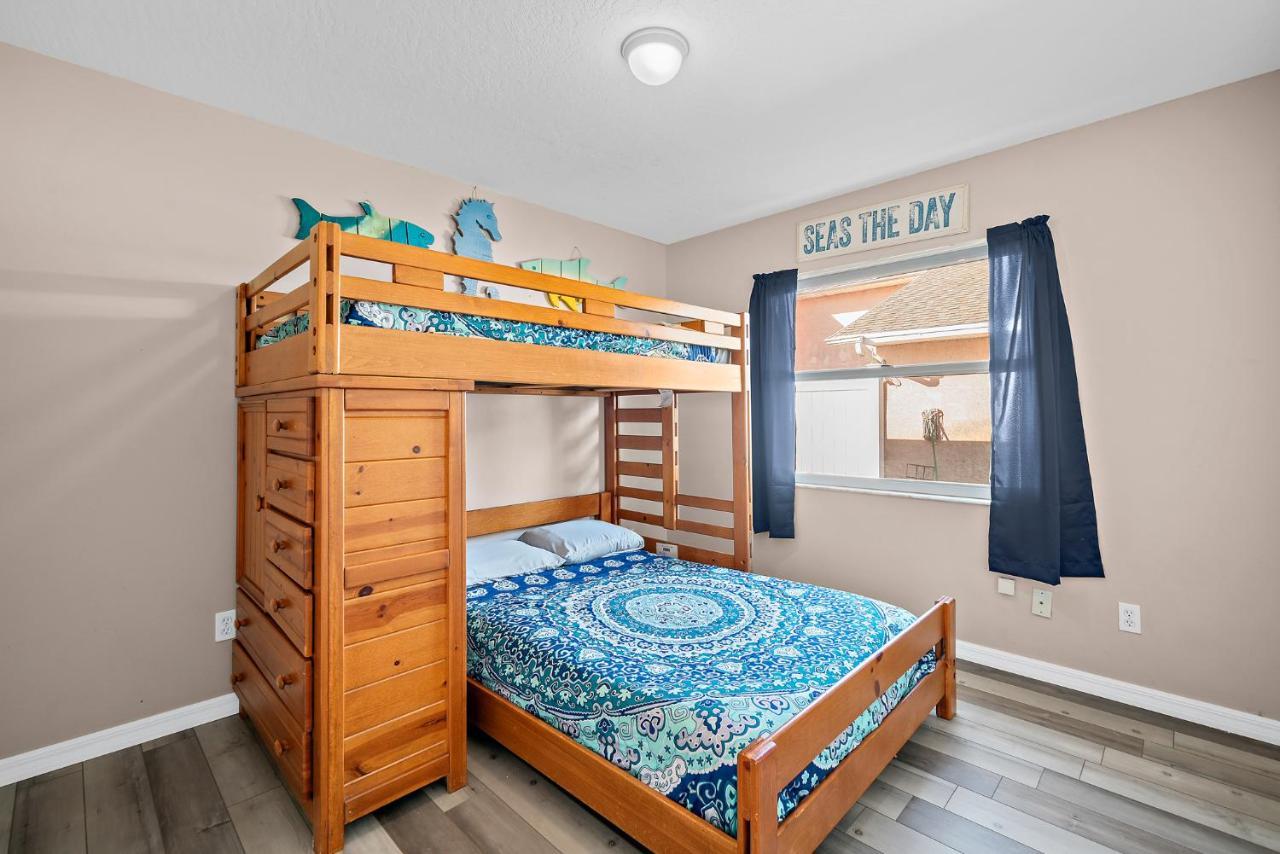 Sunset Serenity - 3Br Beach Townhome With Outdoor Patio - New Hot Tub, Steps To Ocean Fun! Melbourne Buitenkant foto