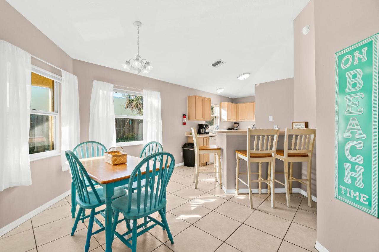 Sunset Serenity - 3Br Beach Townhome With Outdoor Patio - New Hot Tub, Steps To Ocean Fun! Melbourne Buitenkant foto